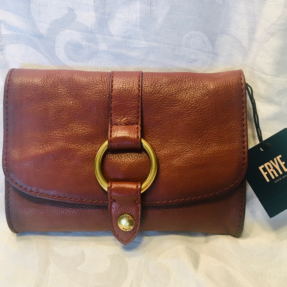 Frye Leather Crossbody Purse NEW Wallet Strap Ring - Picture 2 of 8
